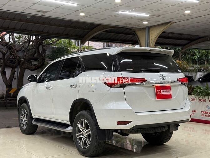 Toyota Fortuner 2022 2.4 4x2 AT - 41586 km