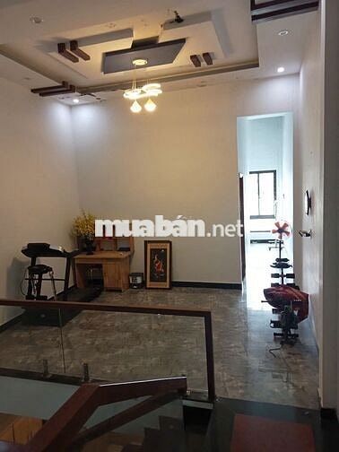 CC bán nhà 2 tầng mặt tiền Tô Hiệu