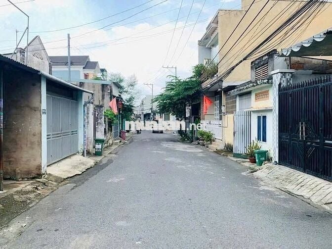 BÁN GẤP 2 LÔ LIỀN KỀ. GÓC 2 MẶT TIỀN NGAY BỬU LONG