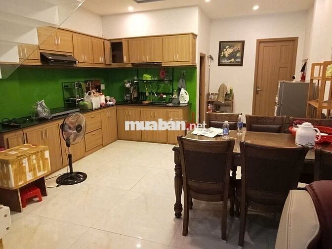 CC bán nhà 2 tầng mặt tiền Tô Hiệu