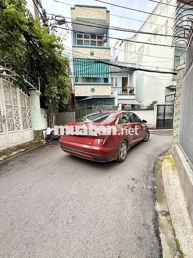 Nhà hẻm 96m2, 6 phòng ngủ, đường Lê Quang Định, Bình Thạnh