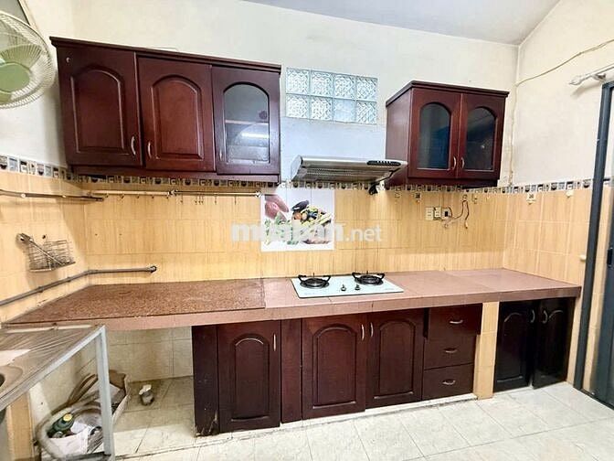 Nhà hẻm 96m2, 6 phòng ngủ, đường Lê Quang Định, Bình Thạnh