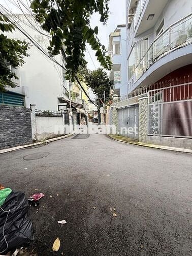 Nhà hẻm 96m2, 6 phòng ngủ, đường Lê Quang Định, Bình Thạnh