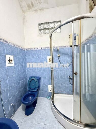 Nhà hẻm 96m2, 6 phòng ngủ, đường Lê Quang Định, Bình Thạnh