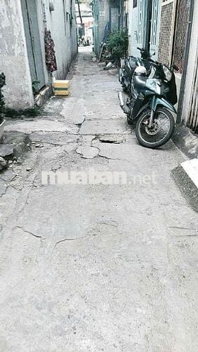 Nhà hẻm 45m2, 2 phòng ngủ, đường Bùi Đình Túy, Q. Bình Thạnh