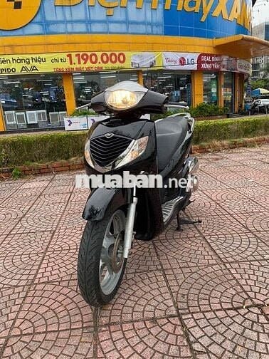 Honda sh zin cả xe đẹp mê ly biển vip