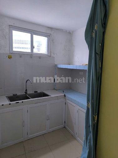 Cho thuê tầng 2, 3 nhà 904B La Thành, Giảng Võ, DT 47m2/tầng + bếp, WC