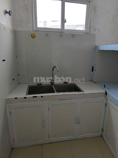 Cho thuê tầng 2, 3 nhà 904B La Thành, Giảng Võ, DT 47m2/tầng + bếp, WC