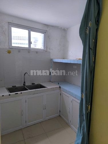 Cho thuê tầng 2, 3 nhà 904B La Thành, Giảng Võ, DT 47m2/tầng + bếp, WC