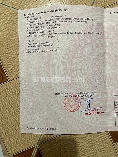 Bán đất thổ cư có sổ đỏ. Diện tích 61 m2: Chiều dài 15.2, chiều rộng 4