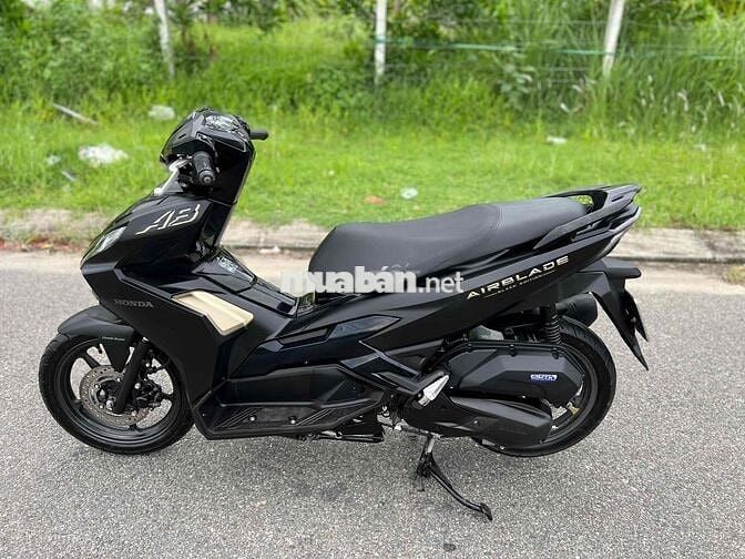 AB 2025 odo 2 ngàn cây cặp lốp rin theo xe còn dày