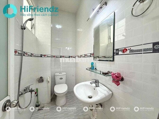 CHO THUÊ CĂN HỘ 2 PHÒNG NGỦ BAN CÔNG MÁY LẠNH Ở ĐƯỢC LIỀN ĐÂY ANH CHỊ