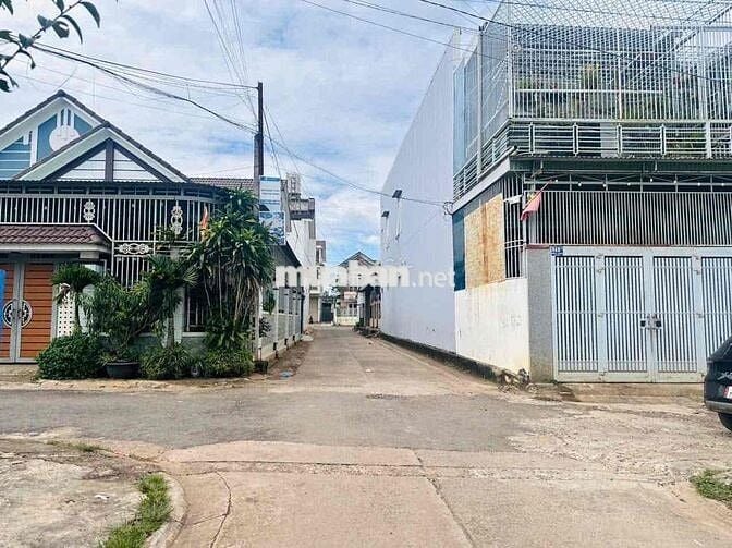 ❌✅LÔ ĐẤT HIẾM NGAY HẺM 117 AMA KHÊ SÁT HÙNG VƯƠNG PHƯỜNG TÂN LẬP, ĐĂK