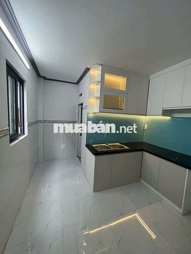 Cho thuê nhà nguyên căn.Đường Huỳnh Tấn Phát.Q7.