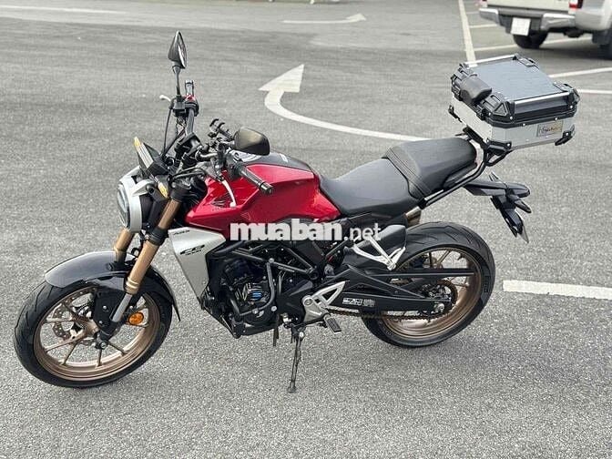 Bán HONDA CB300R siu đẹp nhiều đồ chơi BSTP