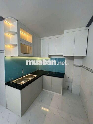 Cho thuê nhà nguyên căn.Đường Huỳnh Tấn Phát.Q7.