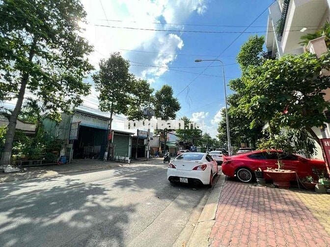 Đất mặt Tiền Trần Quang Khải, P Đông Hoà, Tp Dĩ An.