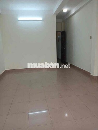 Cho thuê nhà mặt tiền đường xe tải CX Rada P13 Q6