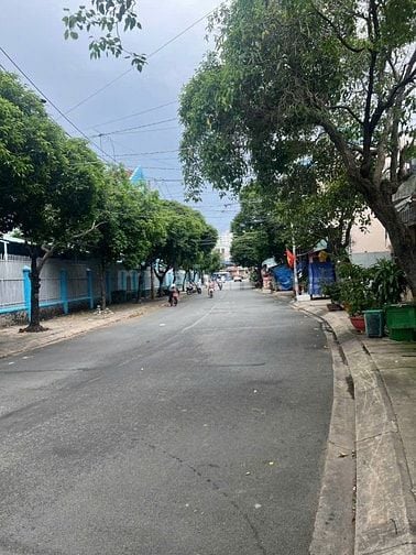 Cần bán nhà MTKD Trần Quang Cơ, Q. Tân Phú.