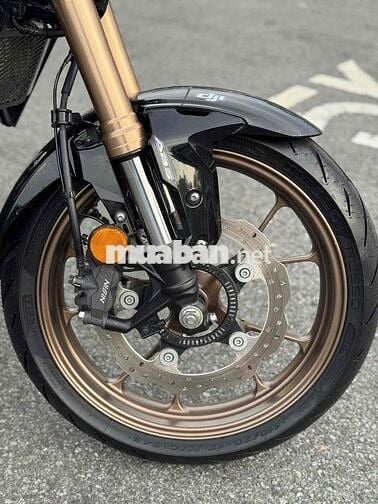 Bán HONDA CB300R siu đẹp nhiều đồ chơi BSTP