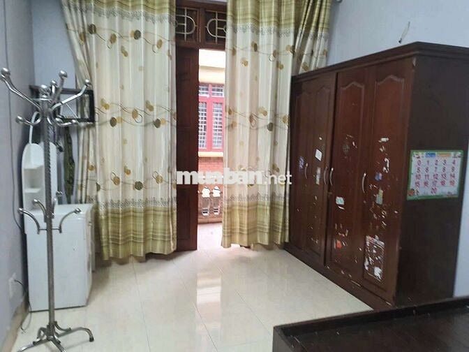 Đức Giang - Nguyên Căn 50m2 xây 3 Tầng - 8,5Tr