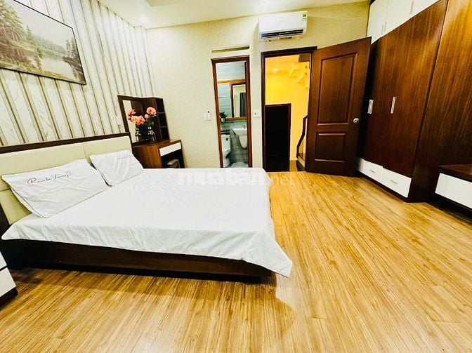 ● Siêu Phẩm GÒ VẤP : Ngang 5m / Hẻm Xe Hơi 7m / Tặng Full Nội Thất ●