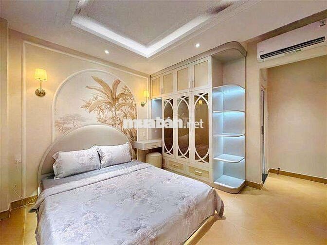 Xây Mới 4 Tầng, Nội Thất Sang Trọng, Gần ST Emart 2