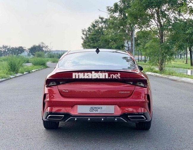 Kia K5 Premium 2022 màu đỏ giá rẻ