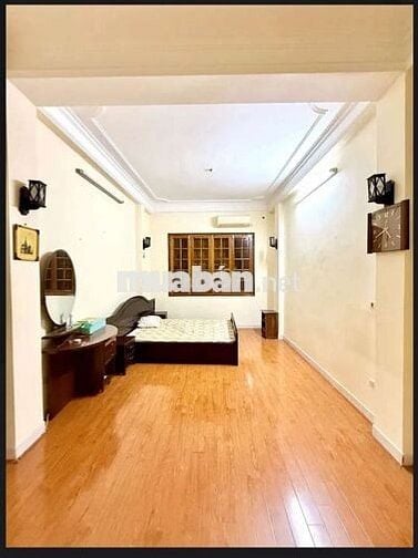 Tôi cần bán nhà 3tầng,mặt ngõ ô tô chánh đỗ ngày đêm