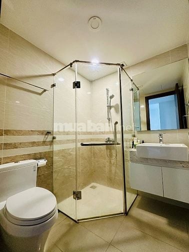 Cho thuê căn hộ Sài Gòn Royal 2 PN, full nội thất cao cấp 60m2