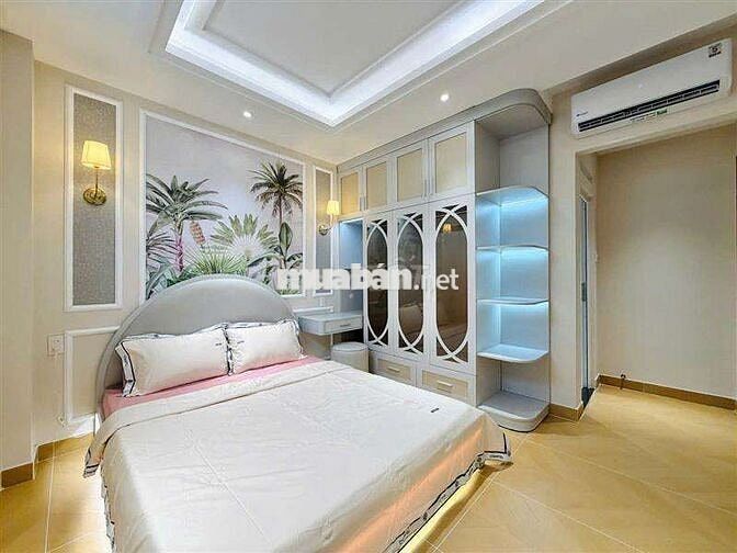 Xây Mới 4 Tầng, Nội Thất Sang Trọng, Gần ST Emart 2