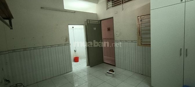 Phòng trọ giá rẻ 20m2 ở Đường Quang Trung, Gò Vấp đối diện Bệnh Viện G