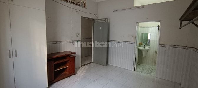 Phòng trọ giá rẻ 20m2 ở Đường Quang Trung, Gò Vấp đối diện Bệnh Viện G
