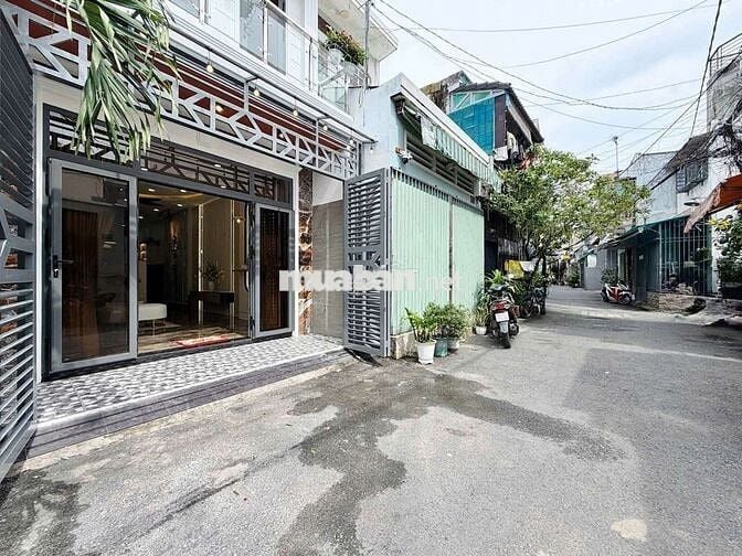 Xe hơi ngủ trong nhà, 5x10, 4 tầng, đường Thống Nhất Q.Gò vấp