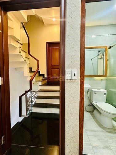 ● Siêu Phẩm GÒ VẤP : Ngang 5m / Hẻm Xe Hơi 7m / Tặng Full Nội Thất ●