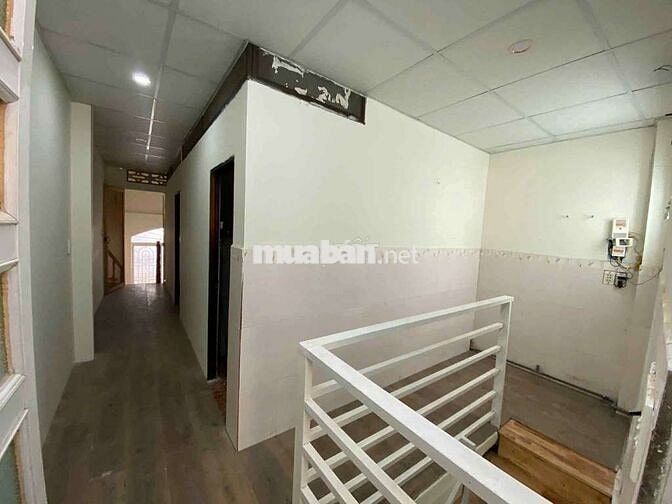 Nhỉnh 5 Tỷ có ngay nhà 4 × 14m,Cạnh KCX Tân Thuận Q7-Ở + DT 120tr/năm