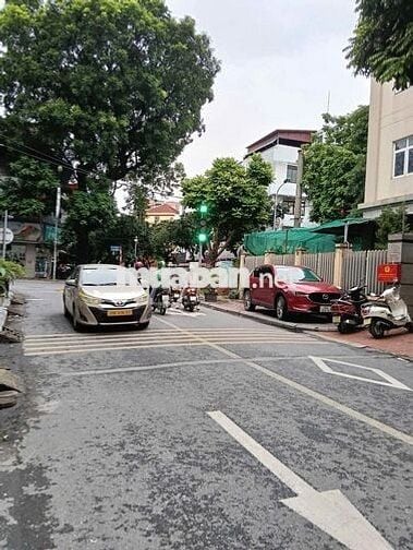 BÁN NHÀ PHỐ LÊ LỢI HÀ ĐÔNG - ÔTÔ QUA NHÀ - NGÕ THÔNG - 45M NHỈNH 9 TỶ