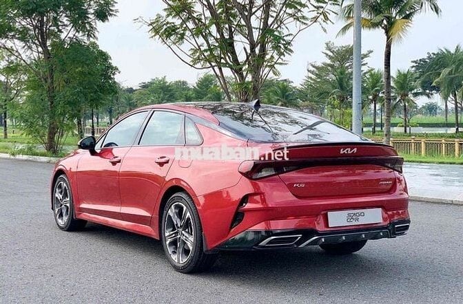 Kia K5 Premium 2022 màu đỏ giá rẻ