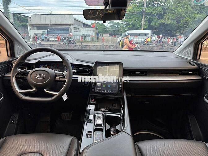 Hyundai Custin 2023  - 67000 km