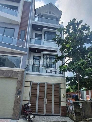 Bán nhà trệt 2 lầu + turm đường Làng Tăng Phú , Quận 9