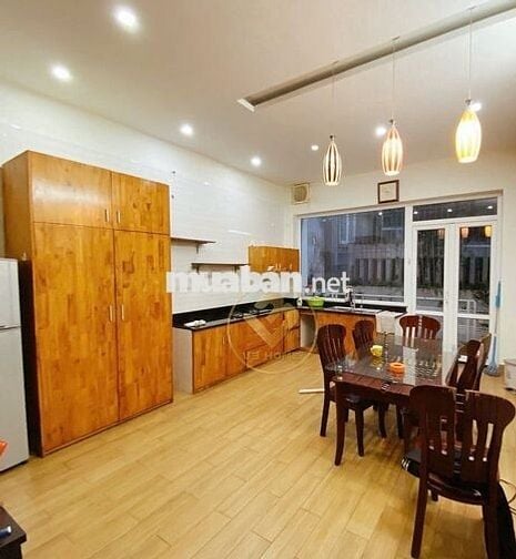 VC271. CHO THUÊ NHÀ MẶT ĐƯỜNG TÔ VŨ 4 NGỦ FULL ĐỒ