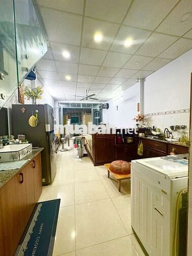 T.H.Đ - HL2 - LVQ GIÁP TÂN PHÚ  Q6 HXH2 TẦNG 40m2 GIẢM CÒN HƠN 4 TỶ