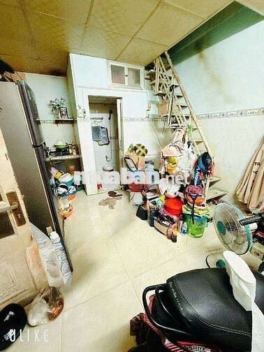 Nhà 2 Tầng Âu Dương Lân Gần Mặt Tiền Hẻm Rộng