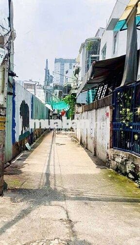 Nhà 2 Tầng Âu Dương Lân Gần Mặt Tiền Hẻm Rộng