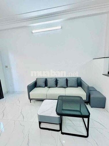 Hiếm Giải Phóng 33m x 5 tầng mới đẹp, 10m ra oto tránh, ngõ nông