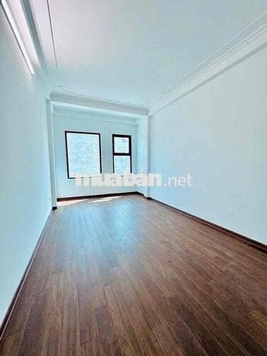 Hiếm Giải Phóng 33m x 5 tầng mới đẹp, 10m ra oto tránh, ngõ nông