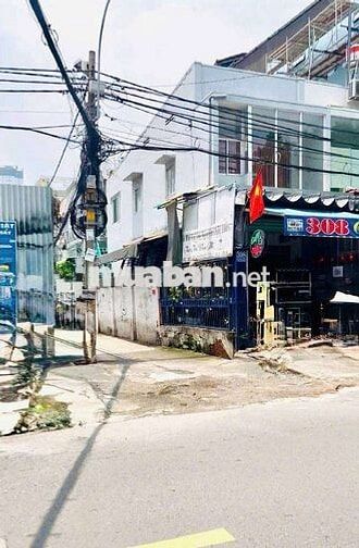 Nhà 2 Tầng Âu Dương Lân Gần Mặt Tiền Hẻm Rộng