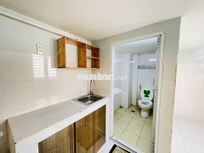 PHÒNG TRỌ CÓ GÁC GẦN CAO ĐẲNG FPT POLYTECHNIC