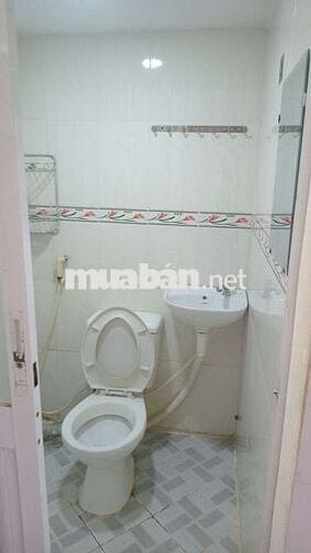 PHÒNG + GÁC + WC CỬA GỖ CHỐNG ỒN