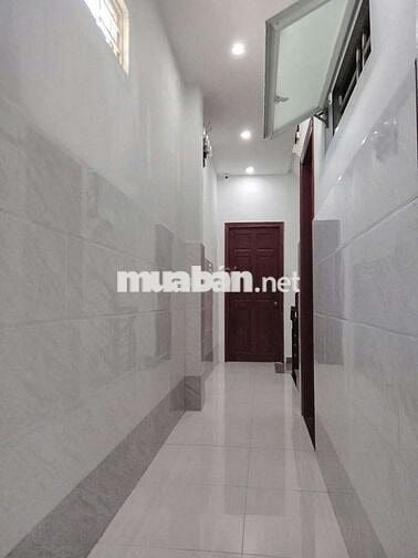 PHÒNG + GÁC + WC CỬA GỖ CHỐNG ỒN